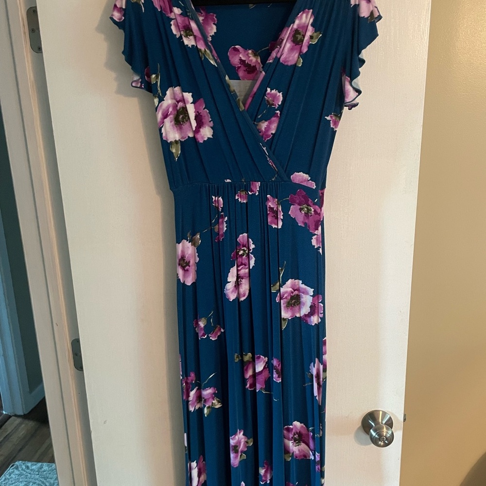 Loveappella Navy Floral Maxi Dress